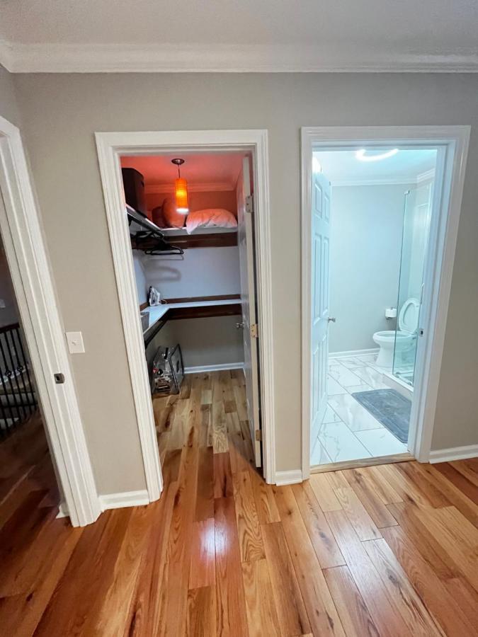 Atlanta Unit 2 Room 2 - Peaceful Weekend Getaway Private Bedroom & Bathroom Екстериор снимка