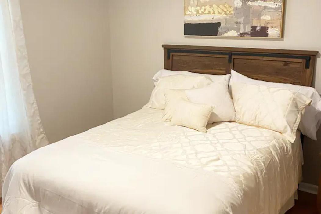 Atlanta Unit 2 Room 2 - Peaceful Weekend Getaway Private Bedroom & Bathroom Екстериор снимка